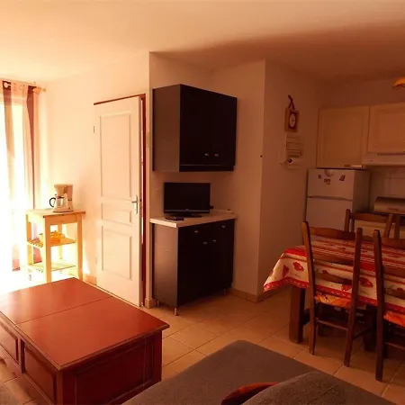 T2 Avec Jardin Pres De Luchon - Pour 6 Pers, Animaux Admis, Parking Securise - Fr-1-313-142 * Montauban-de-Luchon